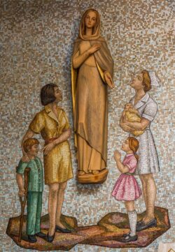 Mosaicmary-00064